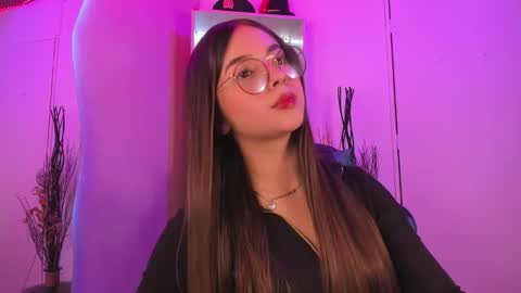 VALEEEN online show from 12.13.24