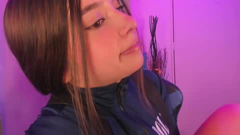 VALEEEN online show from 12.20.24