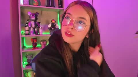 VALEEEN online show from 01.25.25