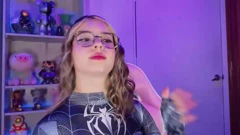 VALEEEN online show from 10.13.25