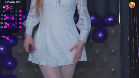 EmilyKents online show from 11.29.25