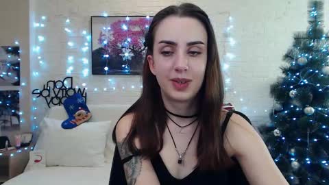 Snapshot of emilylayer chatting on 12.18.24 Emyli online show from 12.18.24