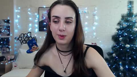 Snapshot of emilylayer chatting on 12.19.24 Emyli online show from 12.19.24