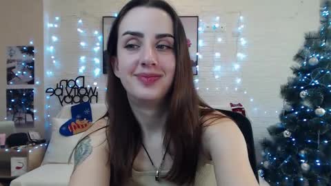 Snapshot of emilylayer chatting on 12.20.24 Emyli online show from 12.20.24
