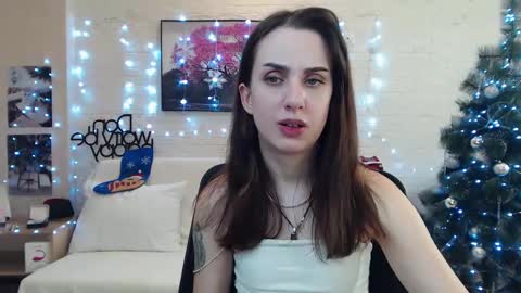 Snapshot of emilylayer chatting on 12.23.24 Emyli online show from 12.23.24