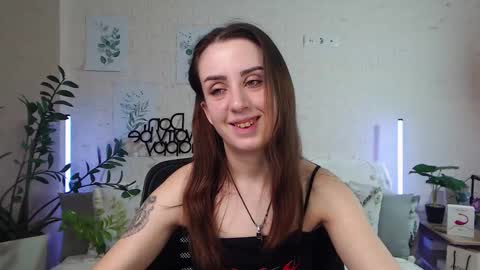 Snapshot of emilylayer chatting on 01.30.25 Emyli online show from 01.30.25