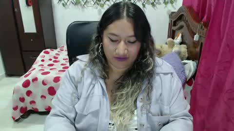 Emily Cortez online show from 12.02.24