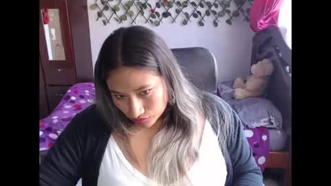 Emily Cortez online show from 12.06.24