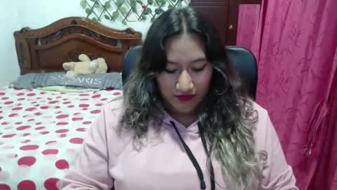 Emily Cortez online show from 01.06.25