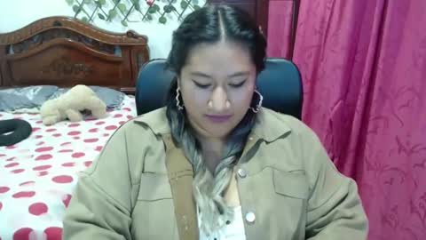 Emily Cortez online show from 01.06.25