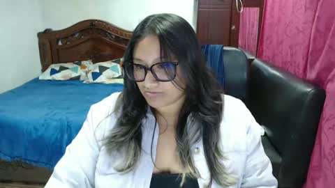 Emily Cortez online show from 11.02.25