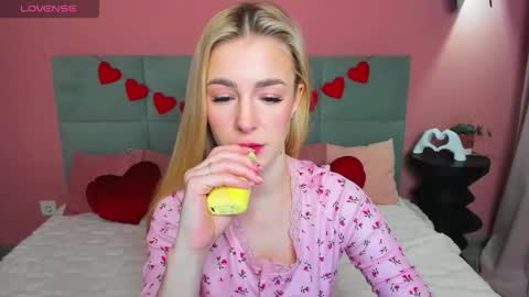 emilymagnificent online show from 02.22.26