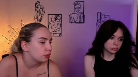 Snapshot of emilynxx chatting on 07.11.26 Emma online show from 07.11.26