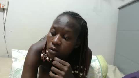 Emilly online show from 04.12.26