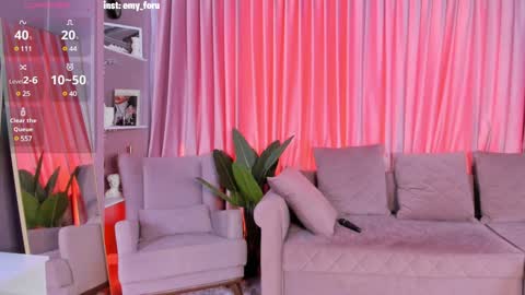 Hey i am  Emily     am -  pm online show from 12.13.24