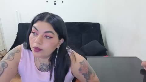 emily  friends online show from 05.11.26