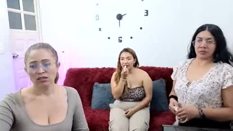 emily  friends online show from 06.09.26