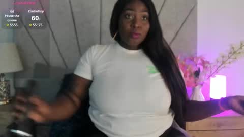 Snapshot of emilyrojas chatting on 01.06.25 emilyrojas online show from 01.06.25
