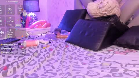         online show from 11.08.25