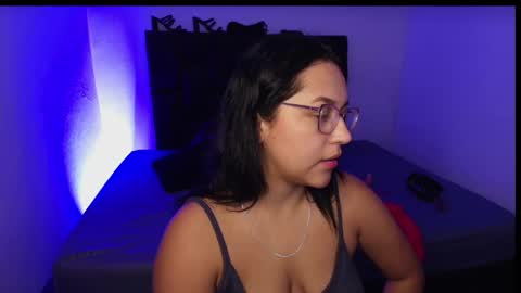 Emily online show from 01.04.25