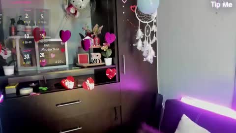 Snapshot of emilytafur chatting on 02.14.26 Emy online show from 02.14.26