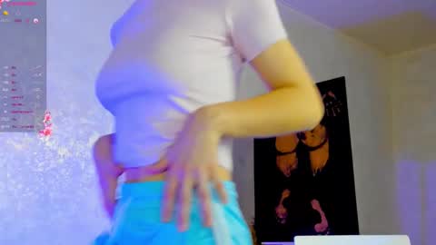 Snapshot of emilytrase chatting on 03.10.26 Betty online show from 03.10.26