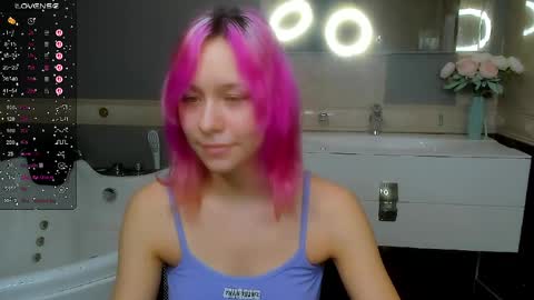 Snapshot of emilytrase chatting on 03.27.26 Betty online show from 03.27.26