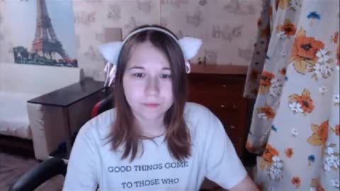 Snapshot of emilyway chatting on 12.10.24 emilyway online show from 12.10.24