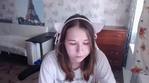 Snapshot of emilyway chatting on 02.06.25 emilyway online show from 02.06.25