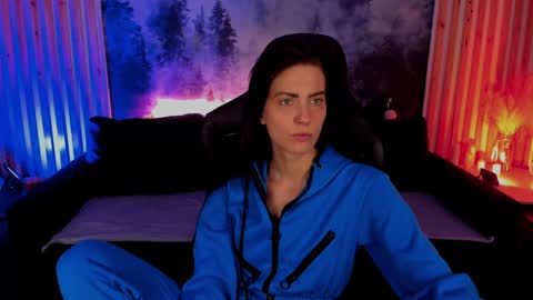 Emily online show from 12.19.24