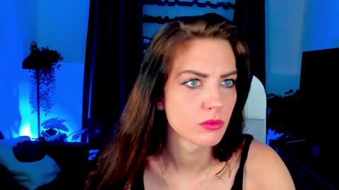 Emily online show from 02.04.25
