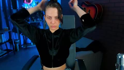 Emily online show from 03.07.25