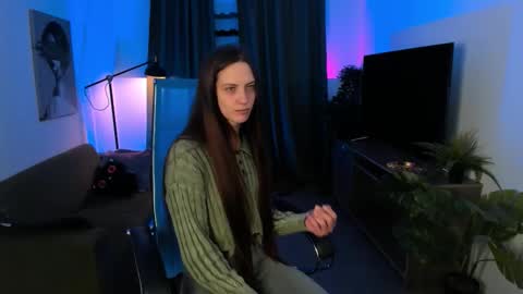 Emily online show from 09.26.25