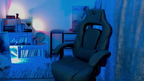 Emily online show from 10.15.25