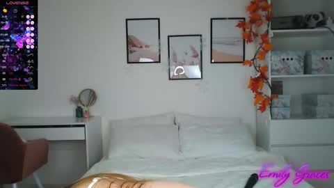 Emily online show from 02.11.25