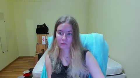 Emily online show from 03.10.25