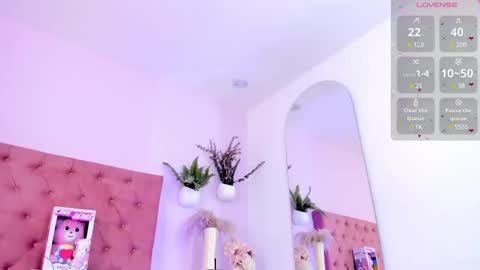 Emily Bank online show from 02.14.25