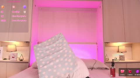 Emily online show from 12.11.24