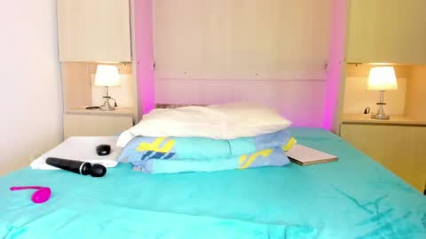 Emily online show from 09.19.25