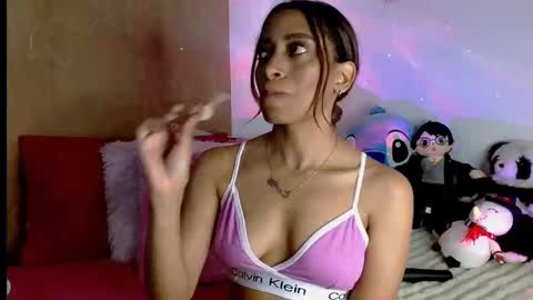 emilyzans07 online show from 03.12.25