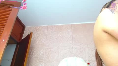 emilyzans07 online show from 10.19.25