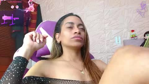 emilyzans07 online show from 10.22.25