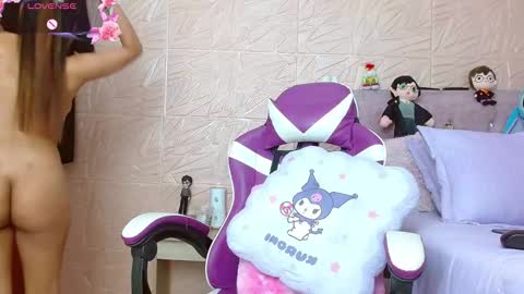 emilyzans07 online show from 10.23.25