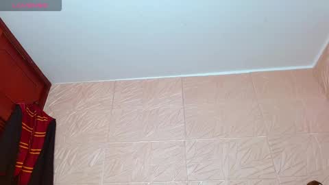 emilyzans07 online show from 10.26.25