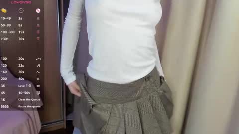 Snapshot of eminemswife chatting on 03.02.25 Nadya online show from 03.02.25