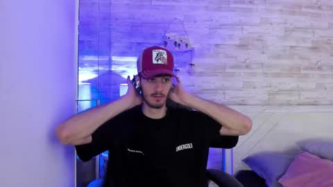 emir_ozan online show from 02.01.26