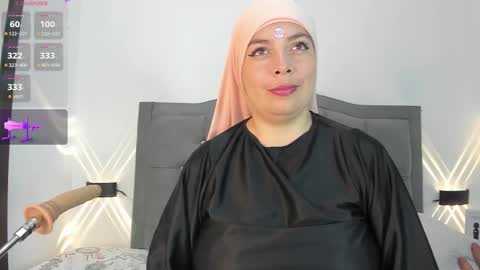 emira199 online show from 10.10.25