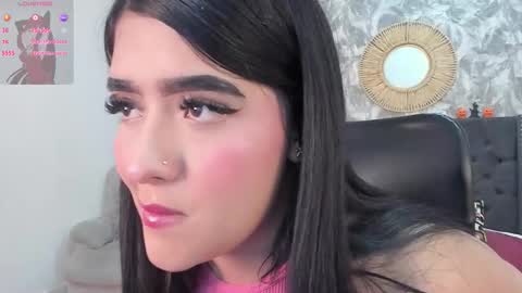 emma  online show from 10.15.25