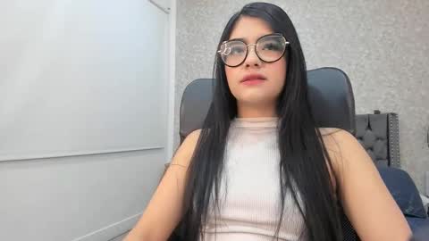 emma  online show from 10.29.25