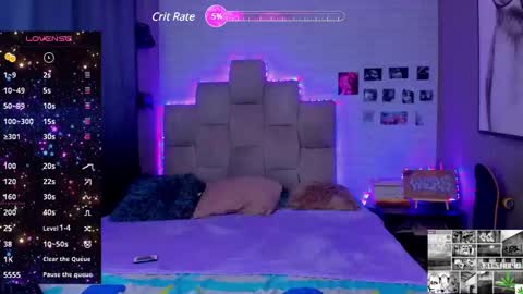 Snapshot of emma__15 chatting on 01.21.25 emma online show from 01.21.25